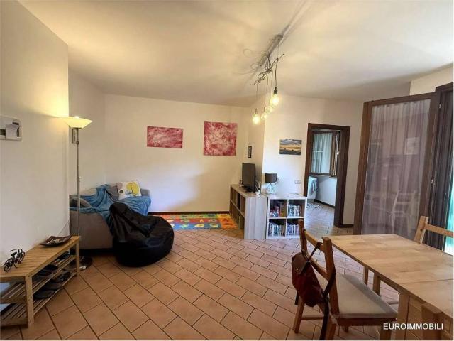 Appartamento in vendita a Traversetolo, Reggio Emilia
