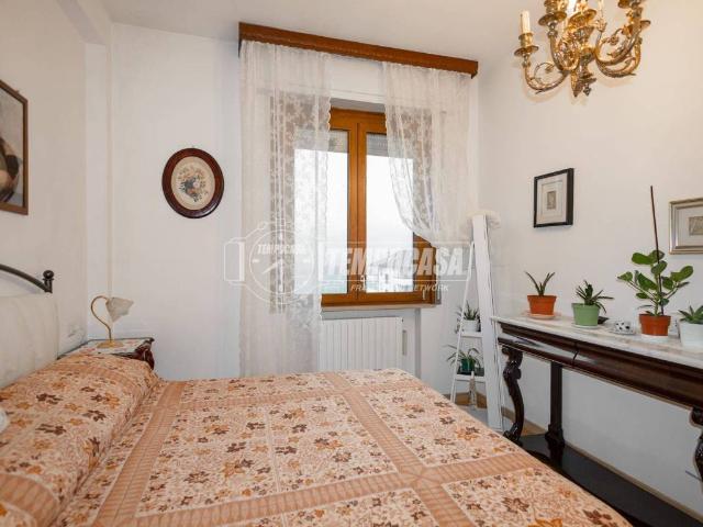 Appartamento in vendita a Traversetolo, Reggio Emilia