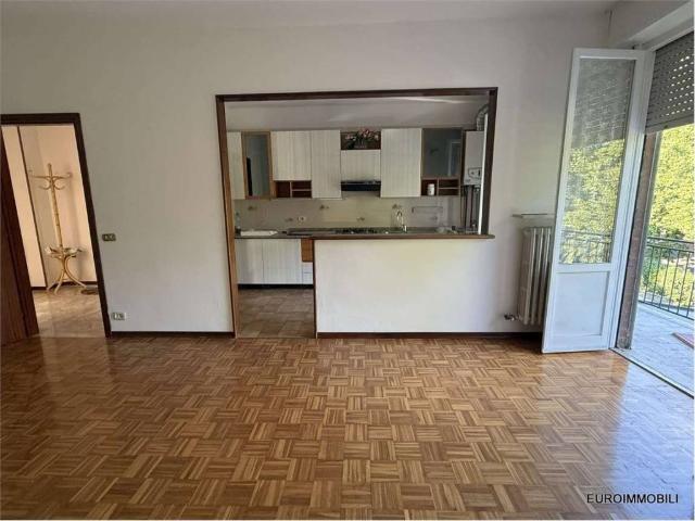 Appartamento in vendita a Traversetolo, Reggio Emilia