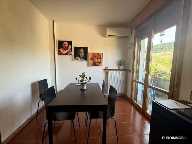 Appartamento in vendita a Traversetolo, Reggio Emilia