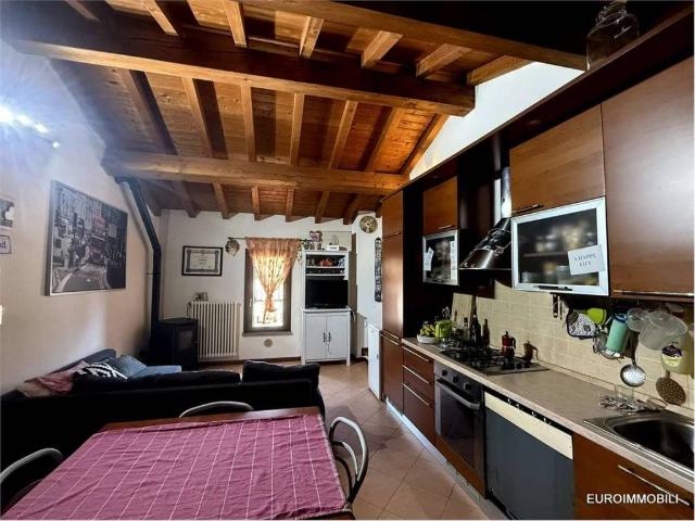 Appartamento in vendita a Traversetolo, Reggio Emilia