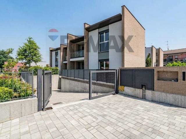 Appartamento in vendita a Traversetolo, Reggio Emilia