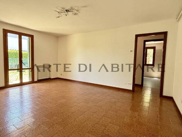 Appartamento in vendita a Trebaseleghe, Veneto
