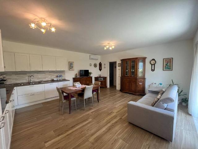 Appartamento in vendita a Sant'Ambrogio, Trebaseleghe