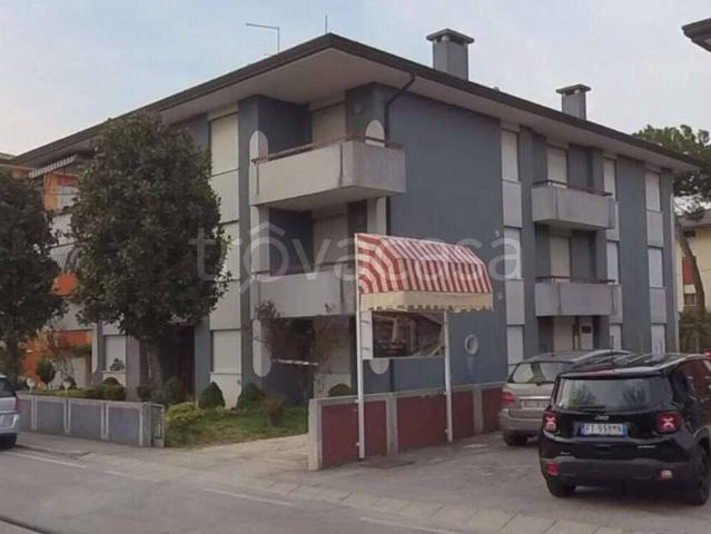 Appartamento in vendita a Trebaseleghe, Veneto