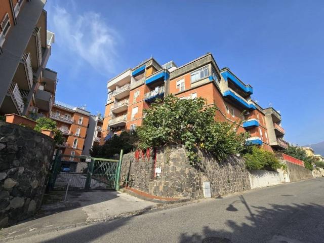 Appartamento in vendita a Trecase, Campania