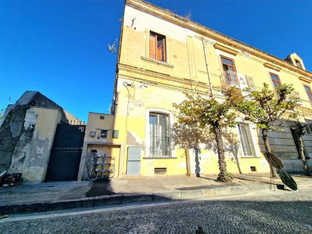 Appartamento in vendita a Trecase, Campania