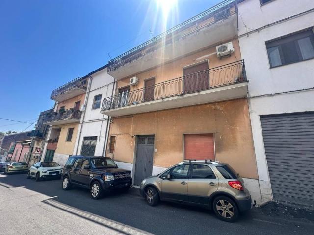Appartamento in vendita a Trecastagni, Sicilia