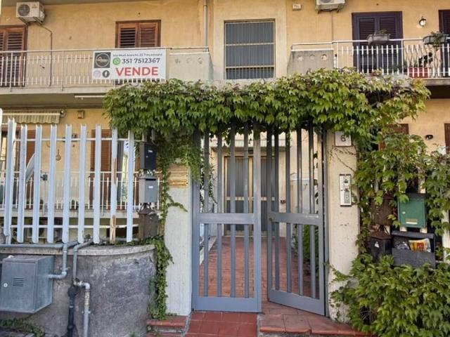 Appartamento in vendita a Sant'Alfio, Trecastagni