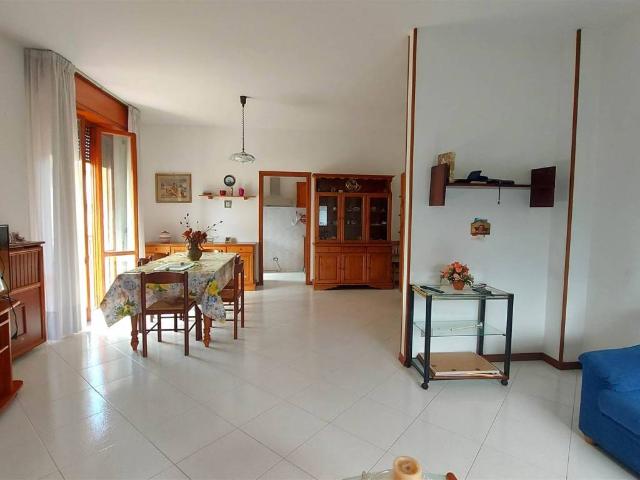 Appartamento in vendita a Trecastelli, Marche