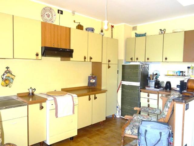 Appartamento in vendita a Trecastelli, Marche