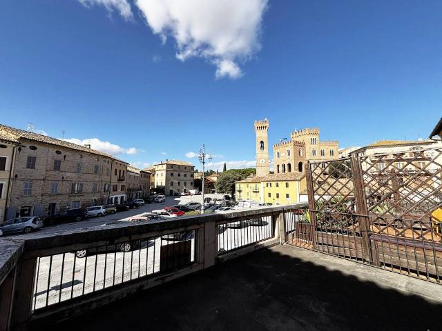 Appartamento in vendita a Trecastelli, Marche