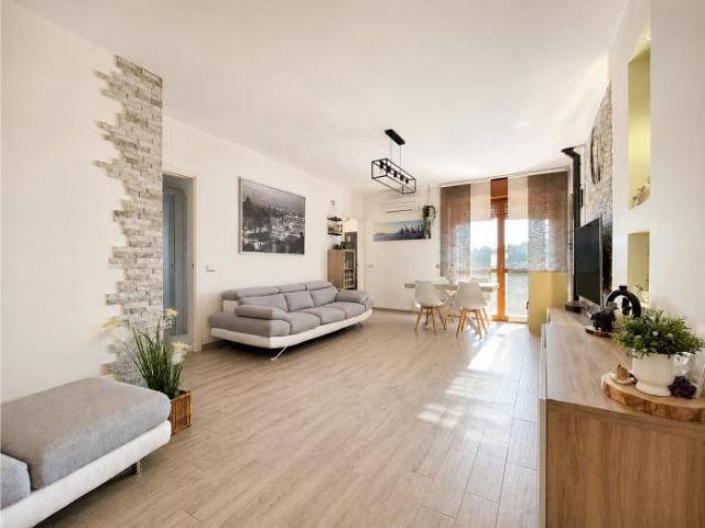 Appartamento in vendita a Trecastelli, Marche