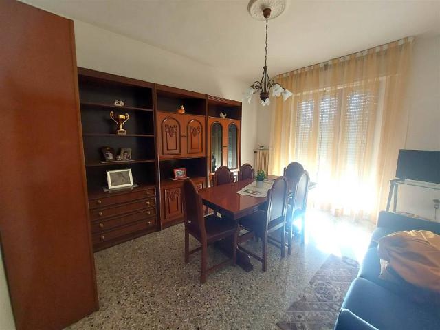 Appartamento in vendita a Trecastelli, Marche