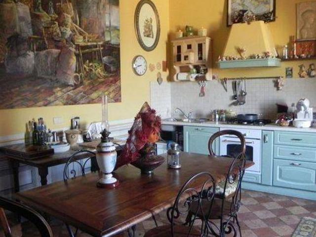 Appartamento in vendita a Trecastelli, Marche