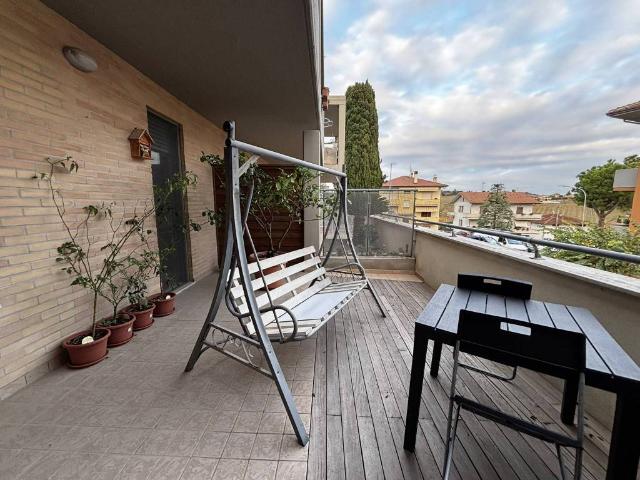 Appartamento in vendita a Trecastelli, Marche