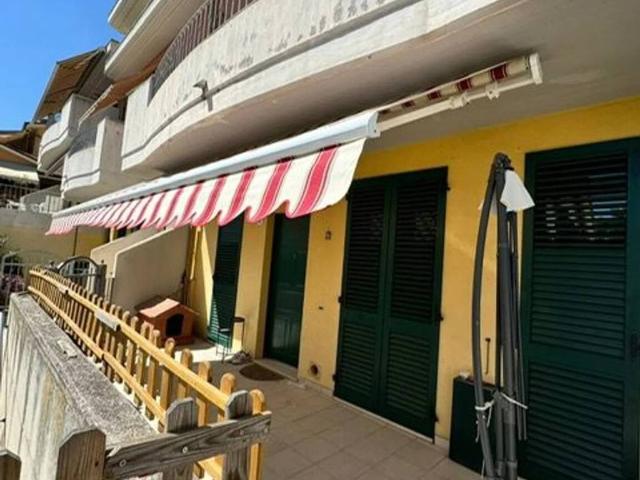 Appartamento in vendita a Trecastelli, Marche
