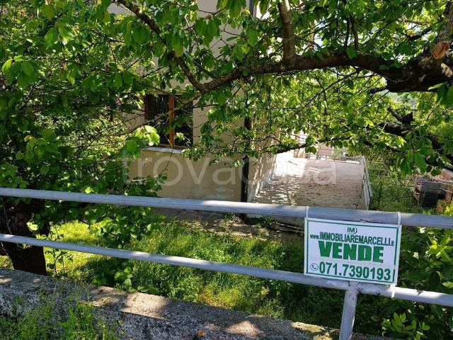 Appartamento in vendita a Trecastelli, Marche