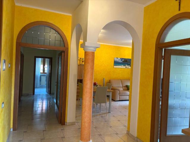 Appartamento in vendita a Chiesanuova, Marche