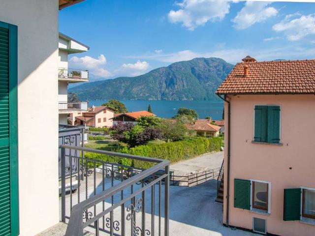 Appartamento in vendita a Villa, Tremezzina