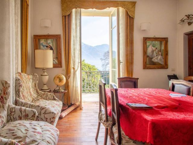 Appartamento in vendita a Villa, Tremezzina