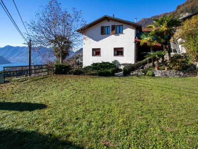 Appartamento in vendita a Villa, Tremezzina