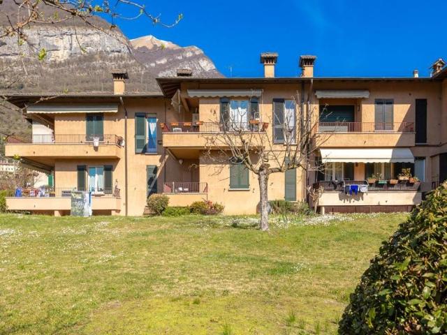 Appartamento in vendita a Tremezzina, Lombardia