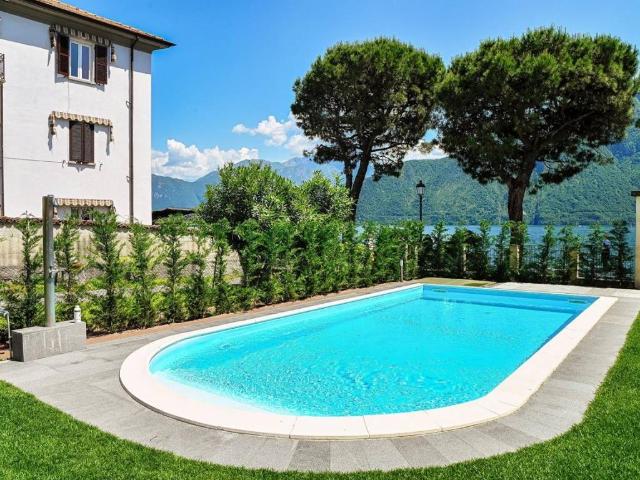 Appartamento in vendita a Tremezzina, Lombardia