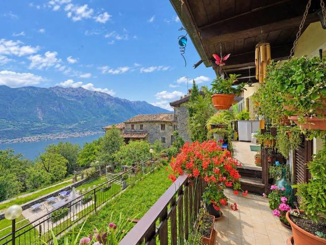 Appartamento in vendita a Comunità Montana Parco Alto Garda bresciano, Tremosine