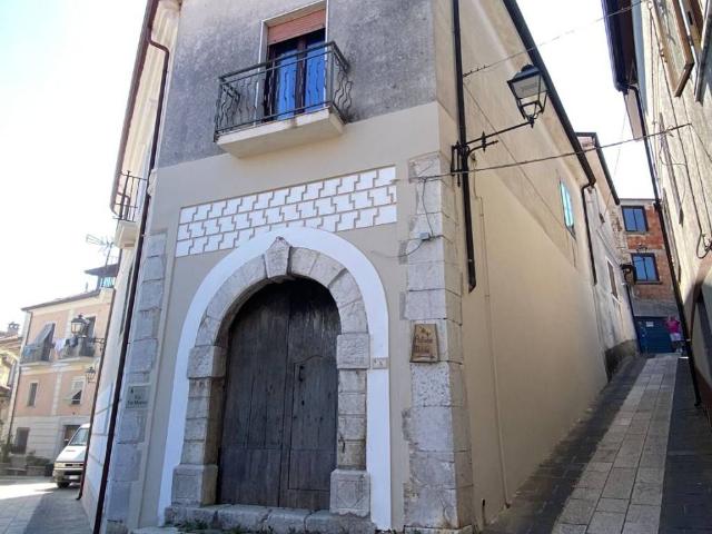 Appartamento in vendita a Trentinara, Campania