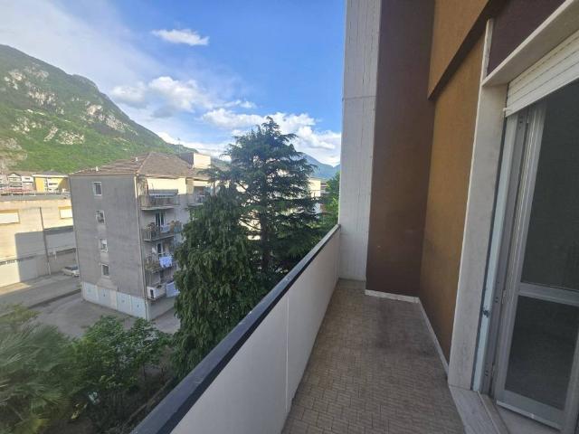 Appartamento in vendita a Territorio Val d'Adige, Trento