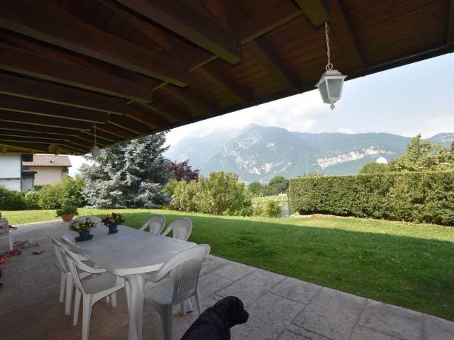 Villa Indipendente in vendita a Territorio Val d'Adige, Trento