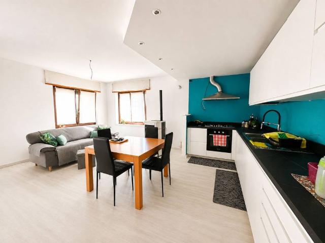 Appartamento in vendita a Vendoglio / Vendoi, Treppo Grande / trep Grant