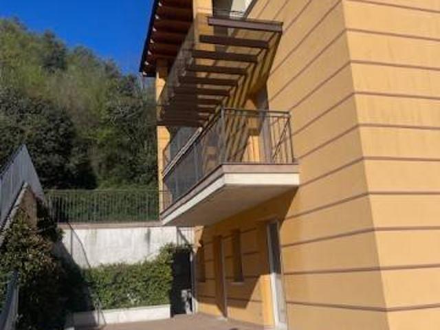 Appartamento in vendita a Trescore Balneario, Lombardia