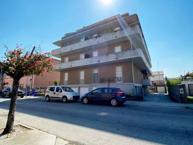 Appartamento in vendita a Unione Terre e Fiumi, Reggio Emilia