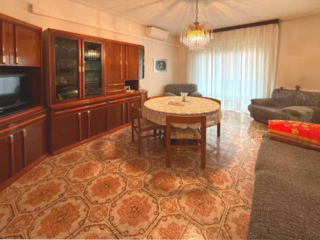 Appartamento in vendita a Unione Terre e Fiumi, Reggio Emilia