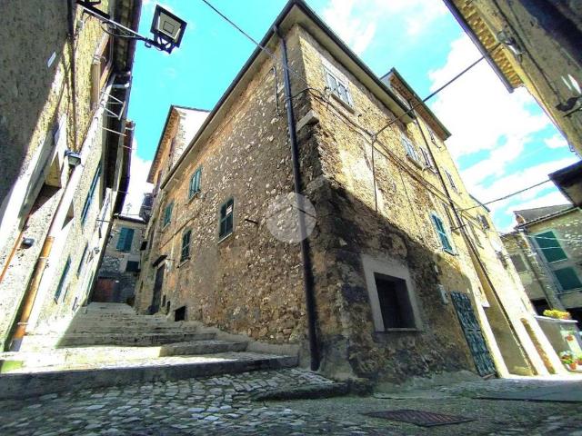 Appartamento in vendita a Trevi Nel Lazio, Lazio