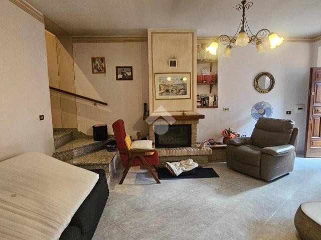 Appartamento in vendita a Trevi, Umbria