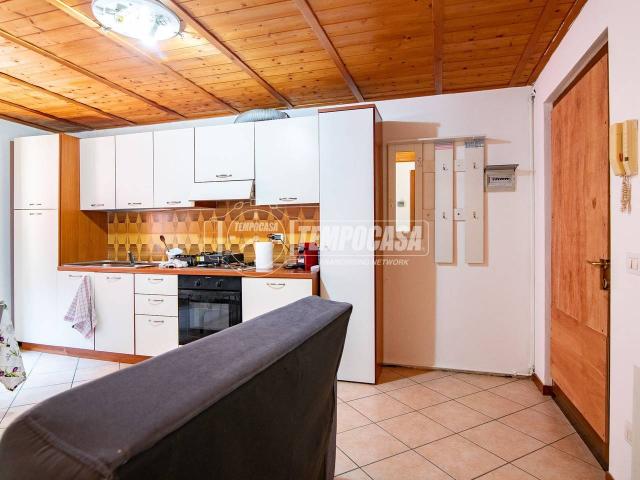 Appartamento in vendita a Treviglio, Lombardia