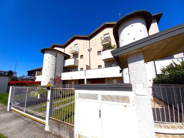 Appartamento in vendita a Treviglio, Lombardia