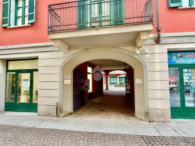Appartamento in vendita a Treviglio, Lombardia