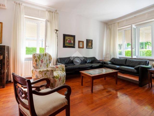 Appartamento in vendita a Treviglio, Lombardia