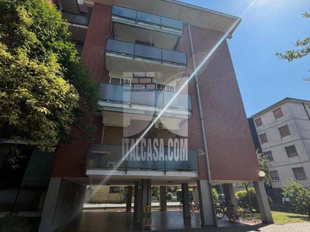 Appartamento in vendita a Treviglio, Lombardia