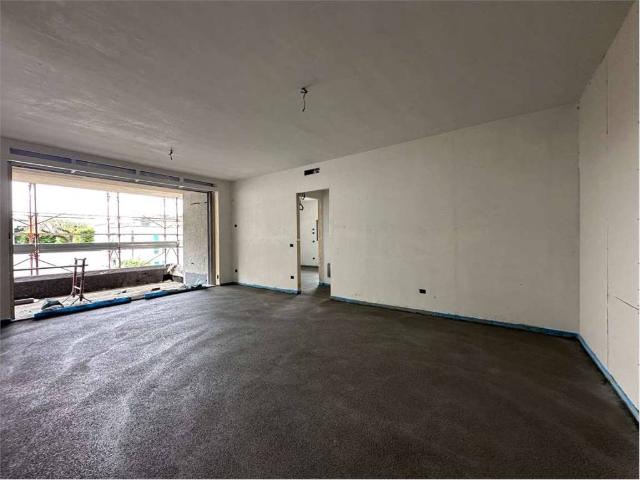 Appartamento in vendita a Treviglio, Lombardia