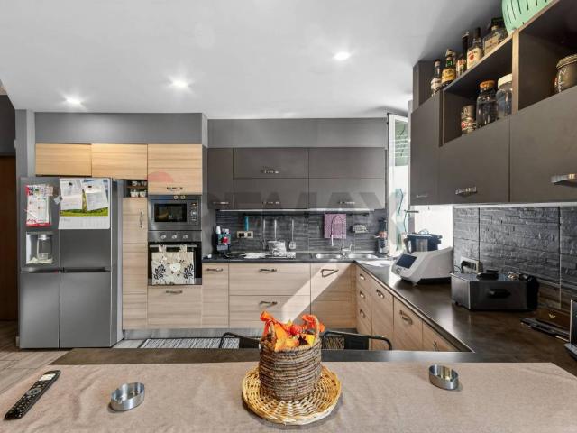 Appartamento in vendita a Treviglio, Lombardia