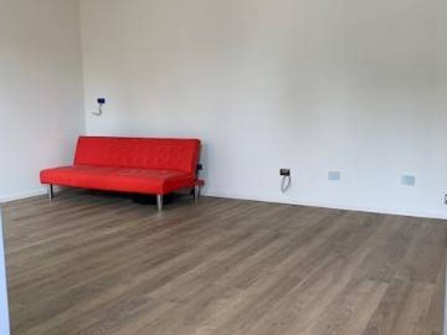 Appartamento in vendita a Treviglio, Lombardia