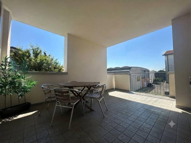 Appartamento in vendita a Treviglio, Lombardia