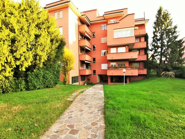 Appartamento in vendita a Treviglio, Lombardia