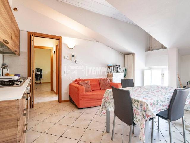 Appartamento in vendita a Treviglio, Lombardia