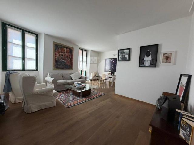 Appartamento in vendita a Treviglio, Lombardia